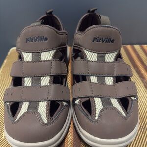 FitVille Wide Diabetic Sandals for Men with Arch Support Adjustable Closure Sz9W